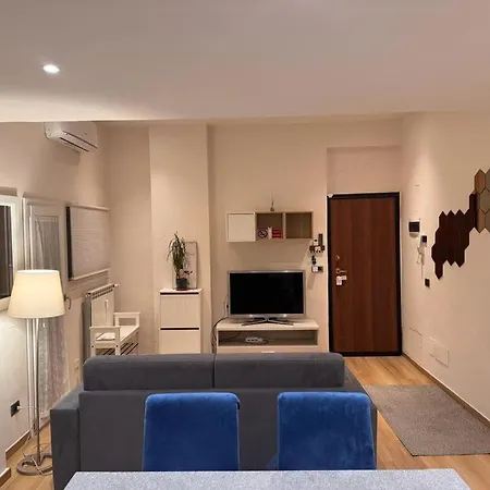 شقة New, Bright, Cozy With View