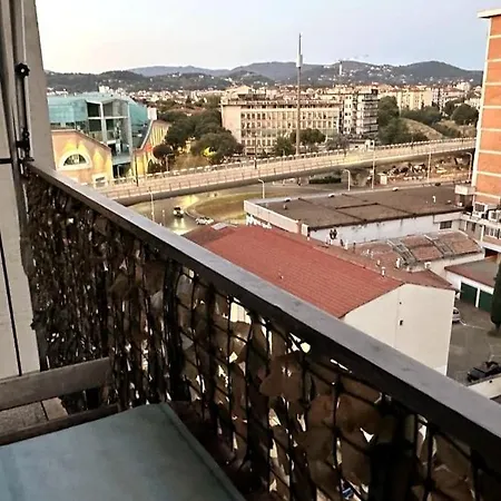 New, Bright, Cozy With View Апартаменты *
