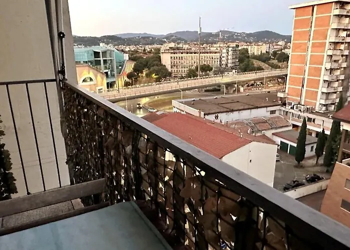 New, Bright, Cozy With View Апартаменты *
